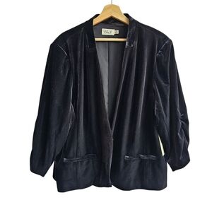 NWT Eliza J Short Black Velvet Ruched 3/4 Sleeve Blazer Jacket 3X